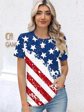 American Flag Print Women’s Short Sleeve Tee - size small (juniors)